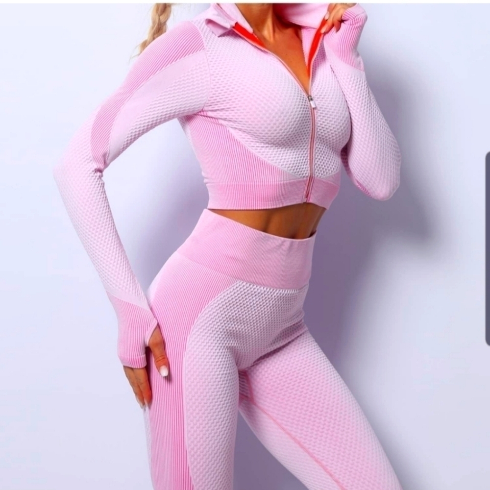 Yoga/Gym/Excercise Set for Ladies Size Small NWOT